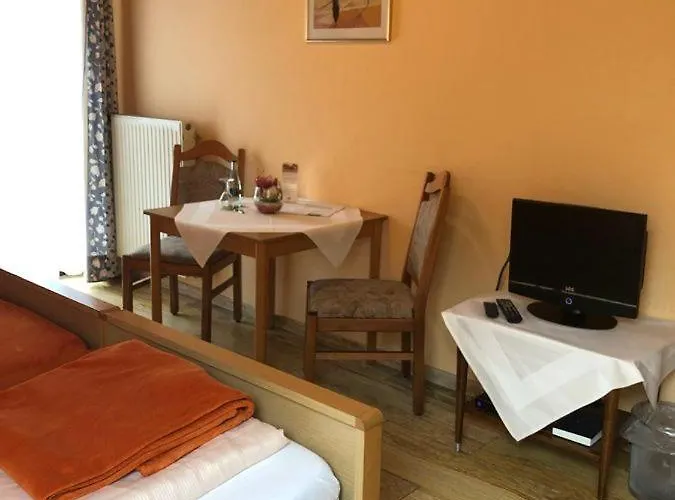 Hotelrestaurant Idyll Hotel 2*